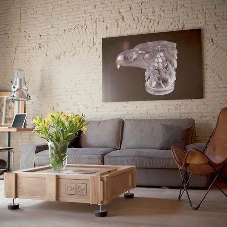 Apartment Artsy&design